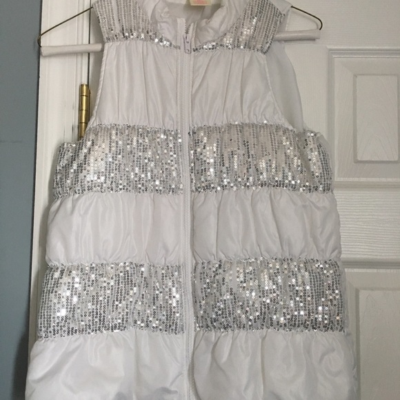 Puffer Vest with Shirt , Girls Sz 14/16❄️☃️🌨 - Picture 1 of 5